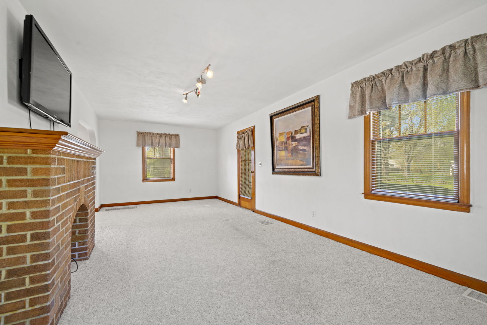 523 W Harrison Street