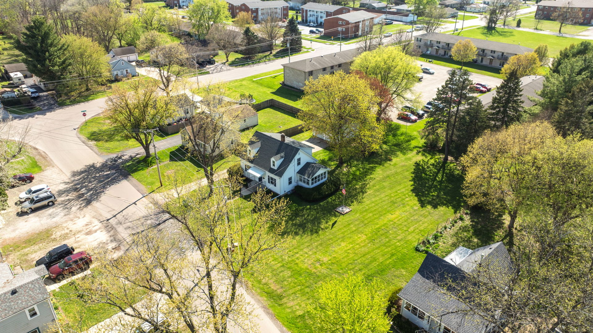 523 W Harrison Street