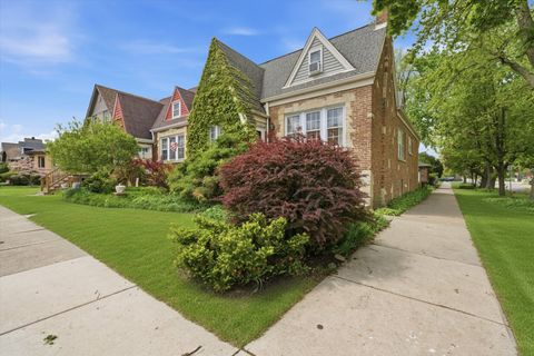 Tiny photo for 3100 Clinton Avenue, Berwyn, IL 60402 (MLS # 12637942)
