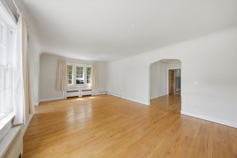 Tiny photo for 3100 Clinton Avenue, Berwyn, IL 60402 (MLS # 12637942)