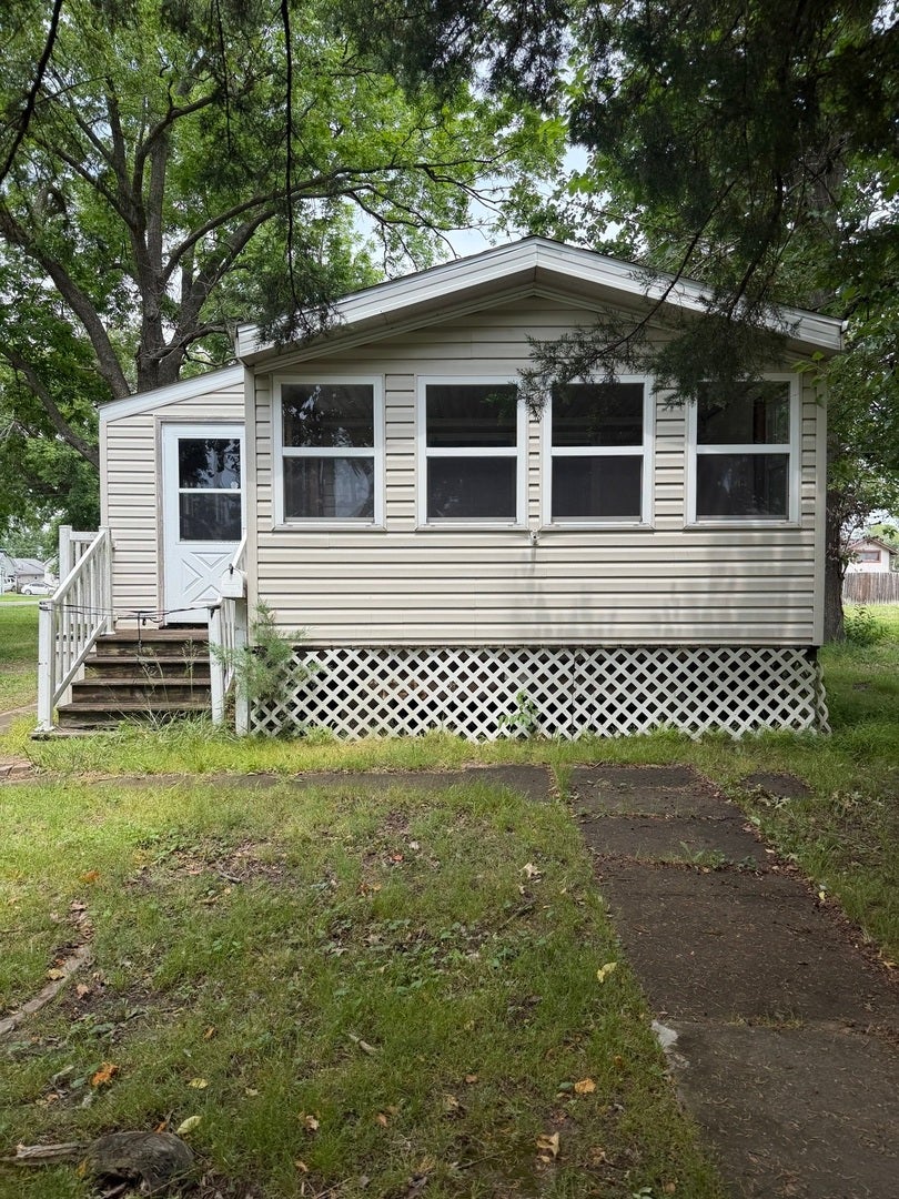 309 W Sylvia Avenue