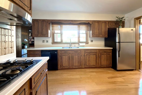 Tiny photo for 2022 E Woodview Drive, Mount Prospect, IL 60056 (MLS # 12783992)
