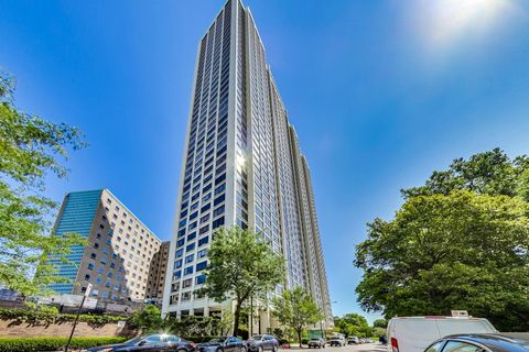 2800 N Lake Shore Drive 2414 Chicago IL 60657