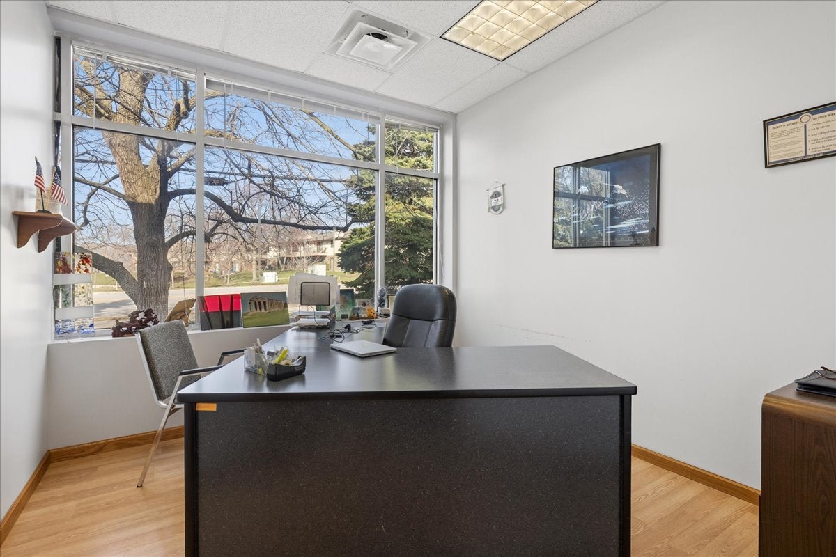 800 E Woodfield Road 117