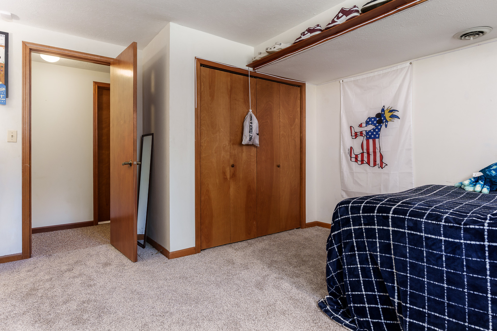 Loves Park, Illinois 61111, United States, 3 Bedrooms Bedrooms, ,3 BathroomsBathrooms,Residential,Pending,228513