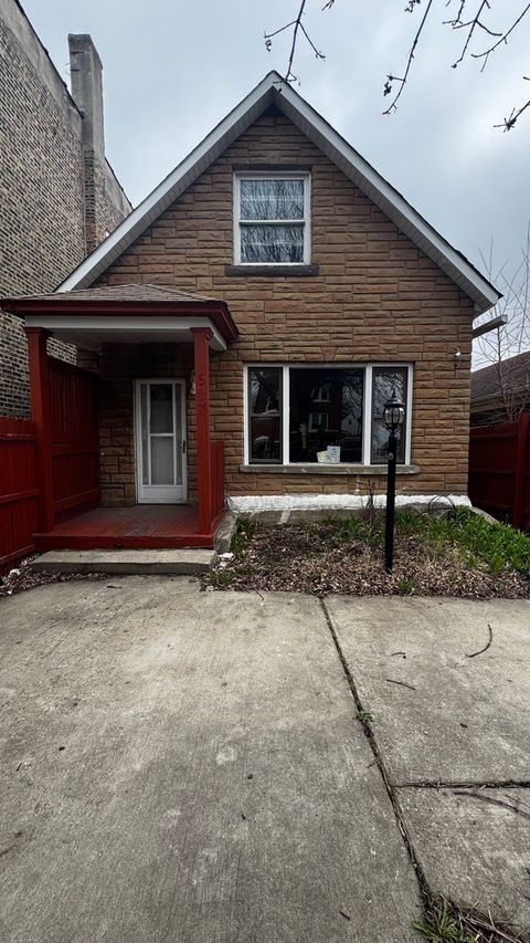 527 N Springfield Avenue Chicago IL 60624