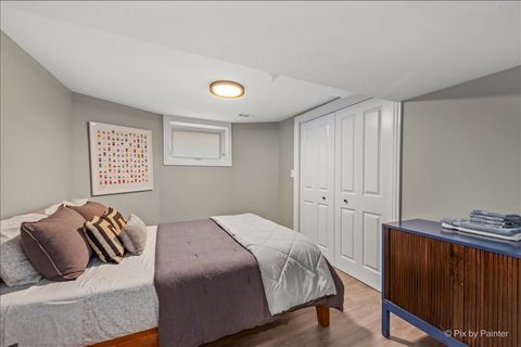 Tiny photo for 1531 W Granville Avenue, Chicago, IL 60660 (MLS # 12567518)