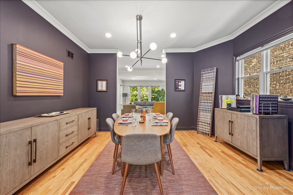 1531 W Granville Avenue