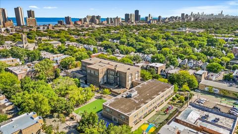 Tiny photo for 1531 W Granville Avenue, Chicago, IL 60660 (MLS # 12567518)