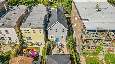 Tiny photo for 1531 W Granville Avenue, Chicago, IL 60660 (MLS # 12567518)