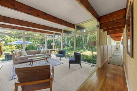 Tiny photo for 625 Midway Park Park, Glen Ellyn, IL 60137 (MLS # 12509033)