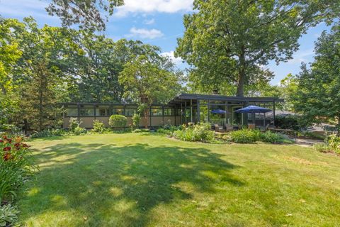 Tiny photo for 625 Midway Park Park, Glen Ellyn, IL 60137 (MLS # 12509033)