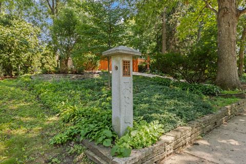 Tiny photo for 625 Midway Park Park, Glen Ellyn, IL 60137 (MLS # 12509033)