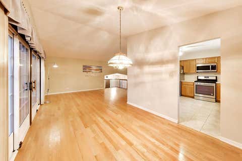 Tiny photo for 4500 Sundance Court, Hoffman Estates, IL 60192 (MLS # 12730901)