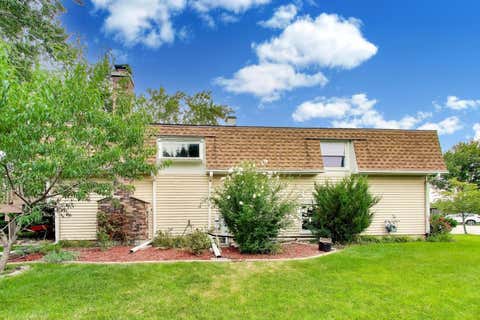 Tiny photo for 4500 Sundance Court, Hoffman Estates, IL 60192 (MLS # 12730901)