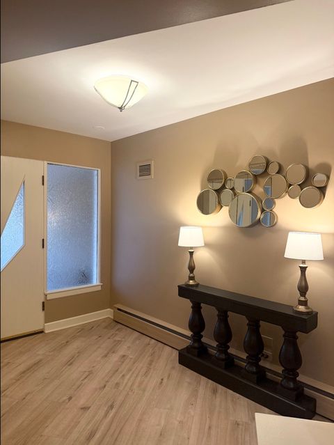 Tiny photo for 711 E Greenview Road, Itasca, IL 60143 (MLS # 12539039)