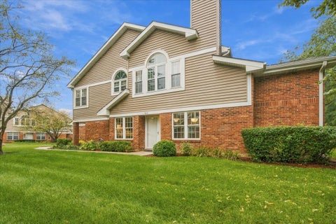 Tiny photo for 922 W Happfield Drive, Arlington Heights, IL 60004 (MLS # 12769668)