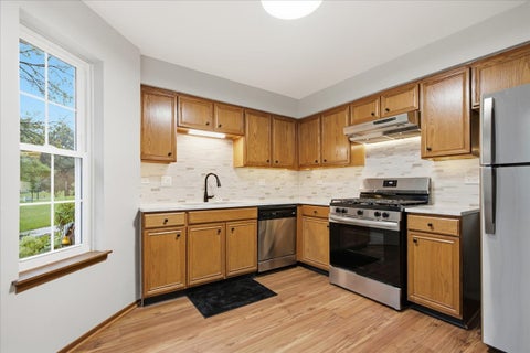 Tiny photo for 922 W Happfield Drive, Arlington Heights, IL 60004 (MLS # 12769668)
