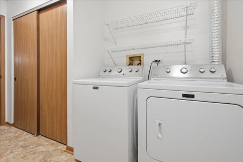 Tiny photo for 922 W Happfield Drive, Arlington Heights, IL 60004 (MLS # 12769668)