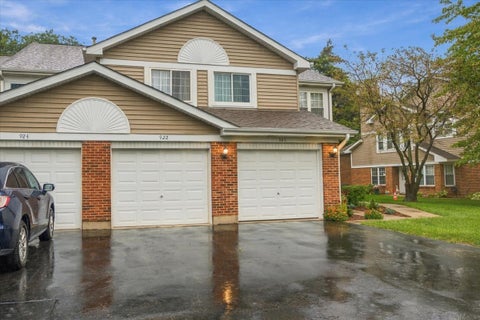 Photo of 922 W Happfield Drive, Arlington Heights, IL 60004 (MLS # 12769668)