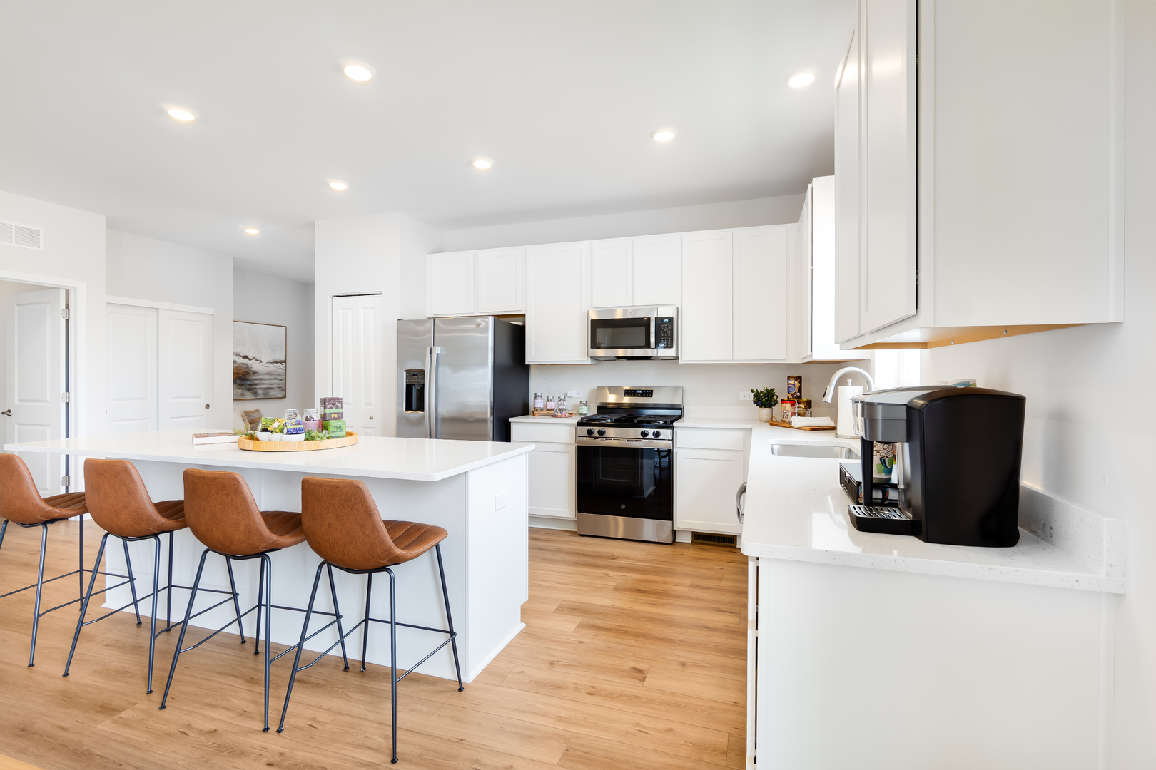 7511 Honeysuckle Lane