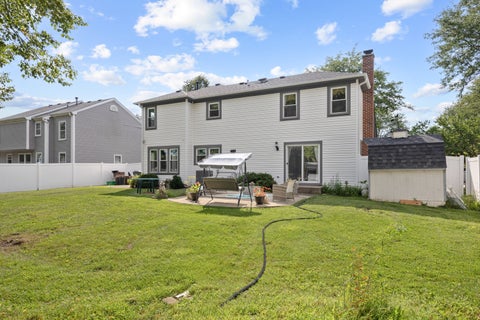 Tiny photo for 565 Rutgers Lane, Elk Grove Village, IL 60007 (MLS # 12750966)