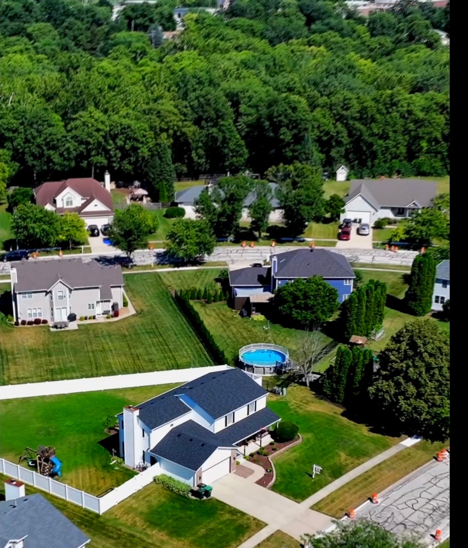24821 S River Trail