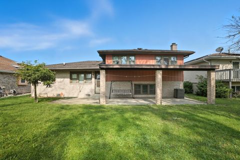 Tiny photo for 2845 201st Place, Lynwood, IL 60411 (MLS # 12496883)