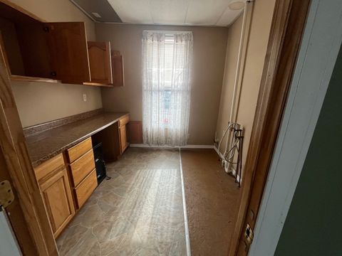 Tiny photo for 1002 N Roosevelt Avenue, Bloomington, IL 61701 (MLS # 12485107)