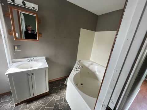 Tiny photo for 1002 N Roosevelt Avenue, Bloomington, IL 61701 (MLS # 12485107)