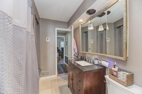 Tiny photo for 140 W Sunset Avenue, Lombard, IL 60148 (MLS # 12503379)