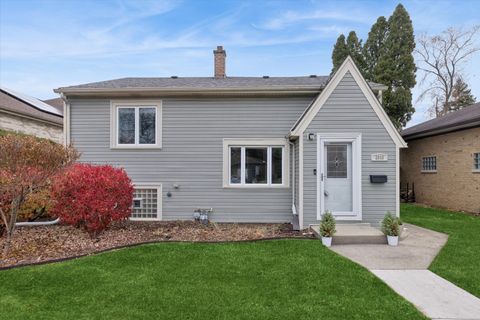 Photo of 2935 Vernon Avenue, Brookfield, IL 60513 (MLS # 12521087)