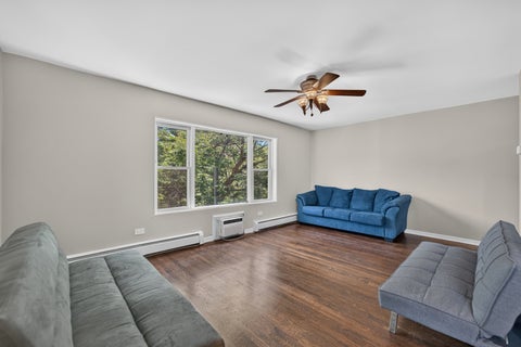 Tiny photo for 415 S MAPLE Avenue #503, Oak Park, IL 60302 (MLS # 12698675)