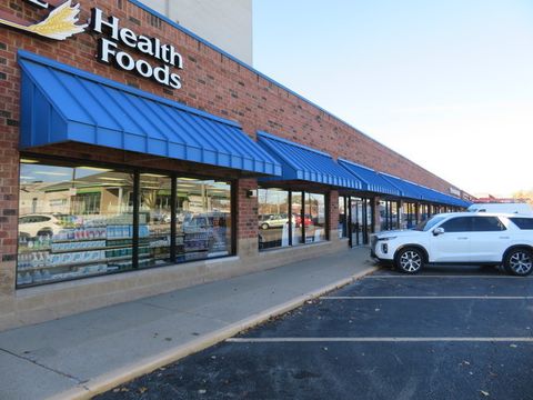 Tiny photo for 7234 W North Avenue #907, Elmwood Park, IL 60707 (MLS # 12544672)