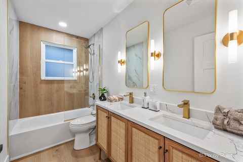 Tiny photo for 1942 Trail Ridge Street, Arlington Heights, IL 60004 (MLS # 12554287)