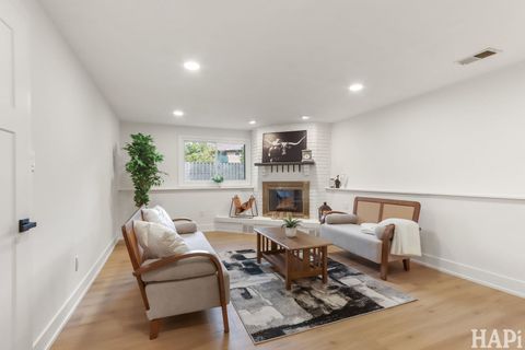 Tiny photo for 1942 Trail Ridge Street, Arlington Heights, IL 60004 (MLS # 12554287)