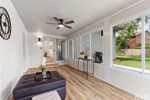 Tiny photo for 1942 Trail Ridge Street, Arlington Heights, IL 60004 (MLS # 12554287)