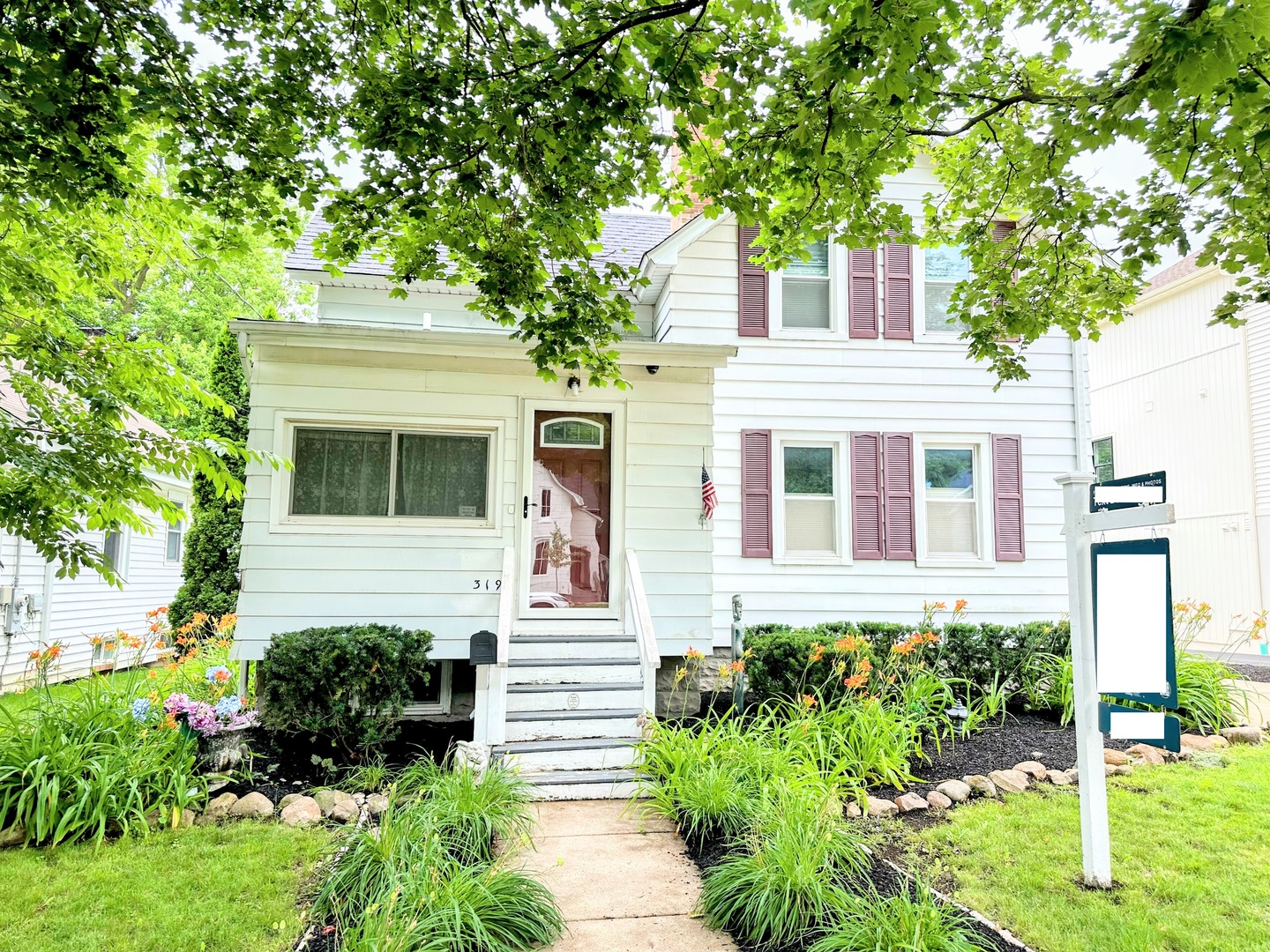 319 NORTH Avenue
