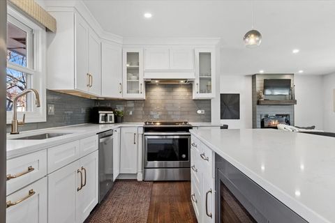 Tiny photo for 313 W Gartner Road, Naperville, IL 60540 (MLS # 12401748)