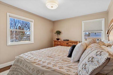 Tiny photo for 313 W Gartner Road, Naperville, IL 60540 (MLS # 12401748)