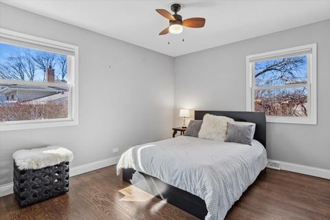 Tiny photo for 313 W Gartner Road, Naperville, IL 60540 (MLS # 12401748)