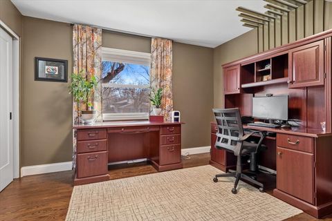 Tiny photo for 313 W Gartner Road, Naperville, IL 60540 (MLS # 12401748)