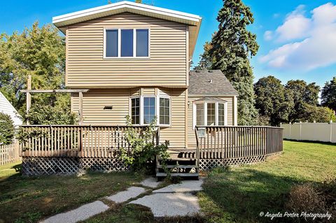 Tiny photo for 3709 Grand Avenue W, McHenry, IL 60050 (MLS # 12492244)