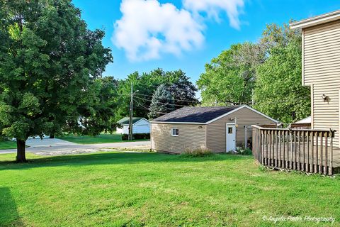 Tiny photo for 3709 Grand Avenue W, McHenry, IL 60050 (MLS # 12492244)