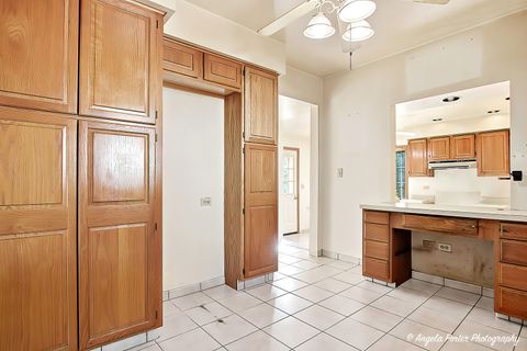 Tiny photo for 3709 Grand Avenue W, McHenry, IL 60050 (MLS # 12492244)