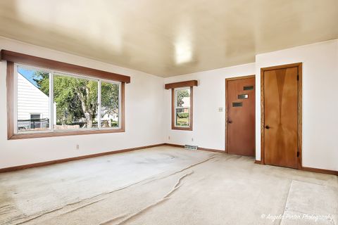 Tiny photo for 3709 Grand Avenue W, McHenry, IL 60050 (MLS # 12492244)