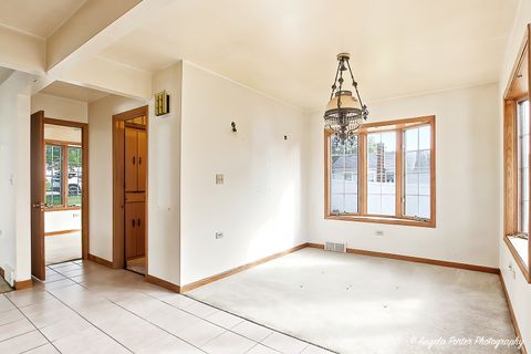 Tiny photo for 3709 Grand Avenue W, McHenry, IL 60050 (MLS # 12492244)