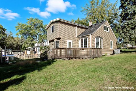 Tiny photo for 3709 Grand Avenue W, McHenry, IL 60050 (MLS # 12492244)
