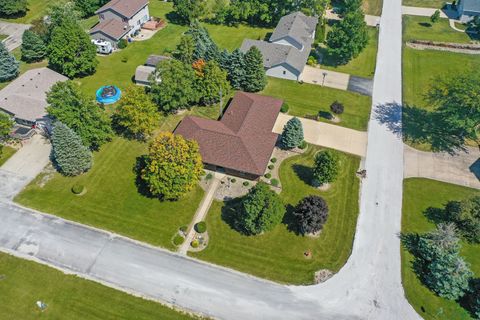 Tiny photo for 728 Claire Street, Minonk, IL 61760 (MLS # 12467031)