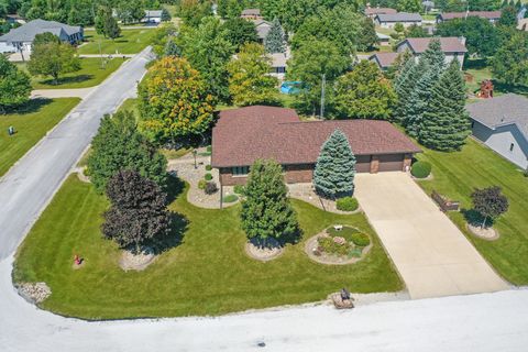 Tiny photo for 728 Claire Street, Minonk, IL 61760 (MLS # 12467031)